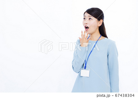 30代女性 白バック 30代女性 白バック 67438304