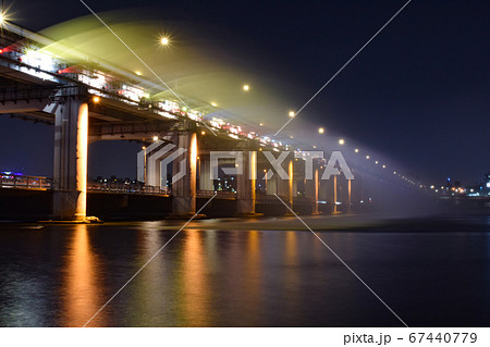 ソウル・盤浦大橋・夜景 ソウル・盤浦大橋・夜景 67440779