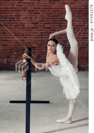 awesome choreographer showing master class awesome choreographer showing master class 67441379