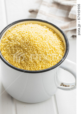Dry yellow couscous 67449406