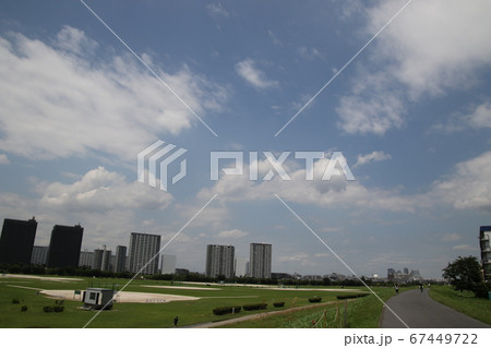 晴れた日に六郷土手を歩いた 晴れた日に六郷土手を歩いた 67449722