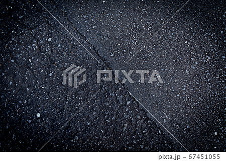 黒いアスファルト 黒いアスファルト 67451055
