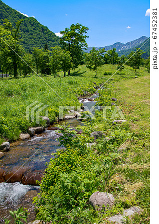 新緑の風景 土樽自然公園 新潟県湯沢町 の写真素材