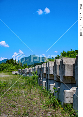 岩原方面 土樽自然公園 河川護岸ブロック 新潟県湯沢町 岩原方面 土樽自然公園 河川護岸ブロック 新潟県湯沢町 67453948