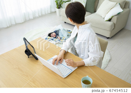レテワーク ママと赤ちゃん レテワーク ママと赤ちゃん 67454512