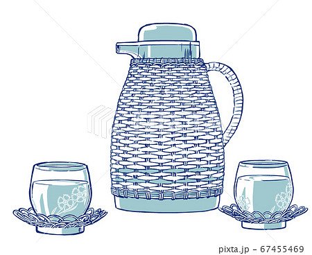 麦茶を注がれた撫子柄の冷茶グラスと籐のポット 筆描き・2色塗り 麦茶を注がれた撫子柄の冷茶グラスと籐のポット 筆描き・2色塗り 67455469