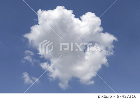 beautiful shape nature white cloud in clear blue sky, nature and background concept. beautiful shape nature white cloud in clear blue sky, nature and background concept. 67457216