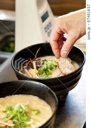 ラーメンのトッピング ラーメンのトッピング 67461637