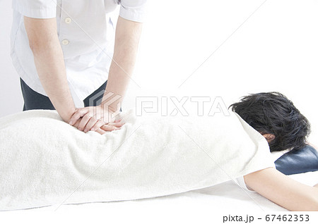 腰の整体 67462353