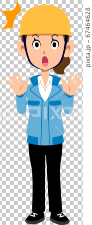 驚くヘルメットを被った作業着の女性 驚くヘルメットを被った作業着の女性 67464628