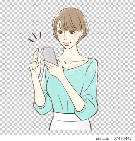 笑顔でスマホを操作する女性 67473442