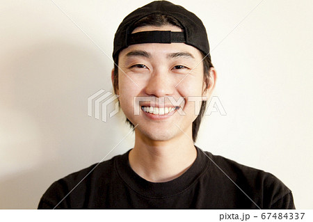 男性店員ポートレート 男性店員ポートレート 67484337