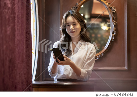女性 女 女の子 67484842