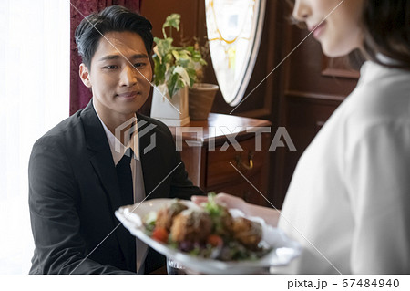 男 男性 男の子 67484940