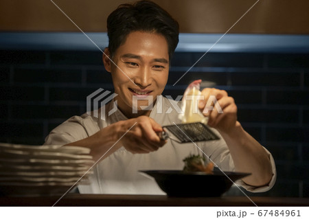 男 男性 男の子 67484961