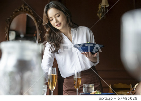 女性 女 女の子 67485029