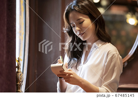 女性 女 女の子 67485145