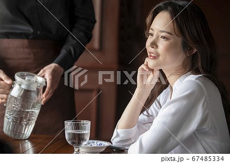 女性 女 女の子 67485334