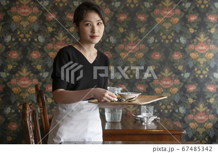 女性 女 女の子 67485342