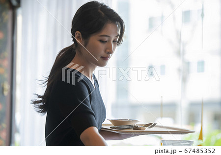 女性 女 女の子 67485352