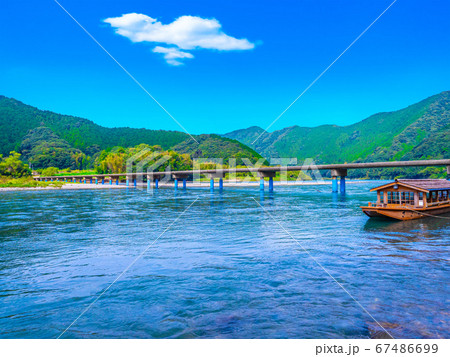 四万十川と佐田の沈下橋 67486699