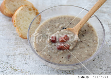 雑穀米類の具がたくさんのチャウダー 67486953