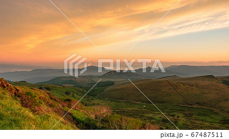 車山高原の夜明け 67487511