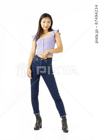 20歳代女性 67494234