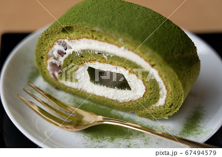 京都の喫茶店の抹茶ロールケーキ 京都の喫茶店の抹茶ロールケーキ 67494579