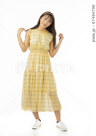 20代女性 67494796