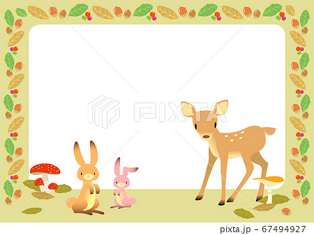 秋イメージの動物とキノコのフレーム 秋イメージの動物とキノコのフレーム 67494927