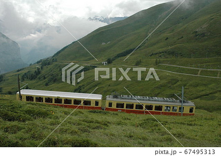 スイス、クライネシャイデック、ユングフラウ鉄道 67495313