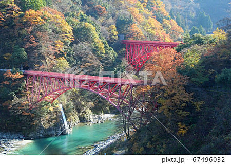 黒部峡谷　トロッコ鉄道 67496032