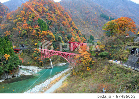 黒部峡谷　トロッコ鉄道 67496055