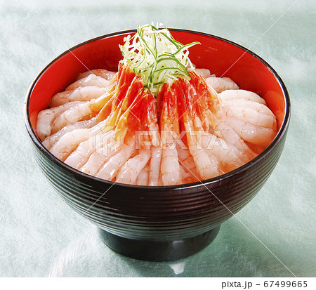 海鮮丼　魚介類　海老 67499665
