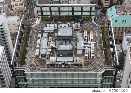 ビルの屋上 67504106