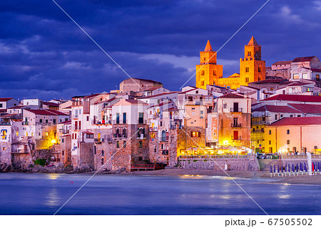 Cefalu, Ligurian Sea, Italy, Sicily Cefalu, Ligurian Sea, Italy, Sicily 67505502