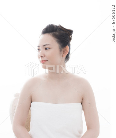 若い女性の美容イメージ 若い女性の美容イメージ 67506122