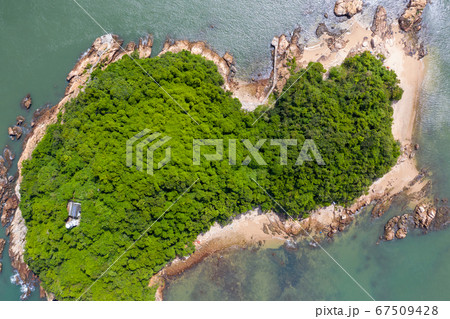 Aerial photo taken in the beautiful coastal Area Aerial photo taken in the beautiful coastal Area 67509428