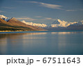 Distant view of Mount Cook across Lake Pukaki, South Island, New Zealand 67511643