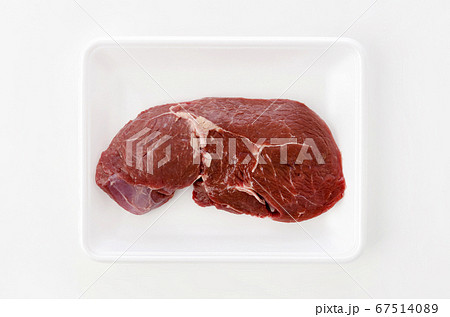 牛モモ肉ブロック(生肉) 牛モモ肉ブロック(生肉) 67514089