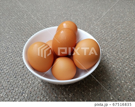 タマゴ　玉子　卵 67516835