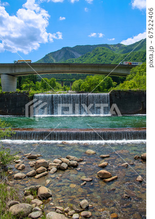 毛渡沢 魚野川支流 新緑のころ 新潟県湯沢町 毛渡沢 魚野川支流 新緑のころ 新潟県湯沢町 67522406
