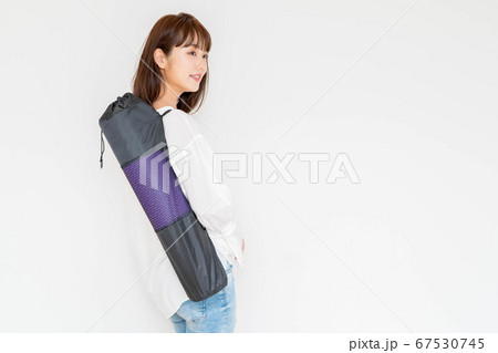 美しい女性 67530745