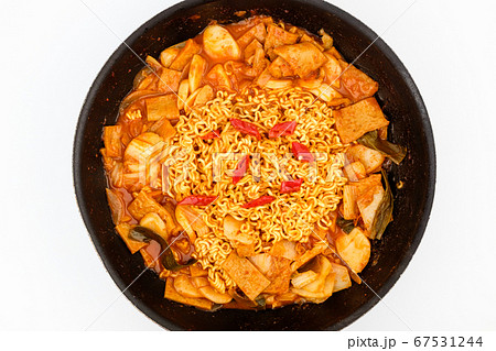 トッポッキ 餅 麺 67531244