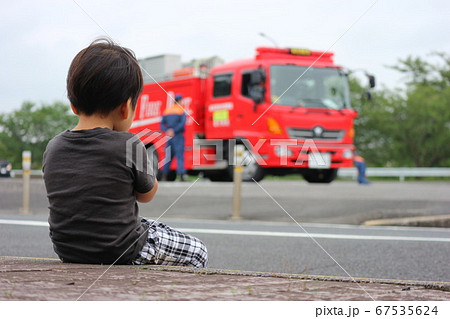 僕の憧れの消防車 67535624