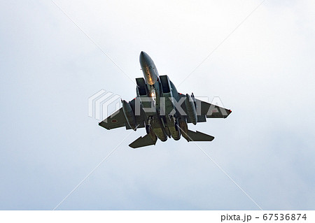 滑空する戦闘機 滑空する戦闘機 67536874