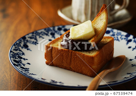 あんバタートーストとコーヒー あんバタートーストとコーヒー 67539474