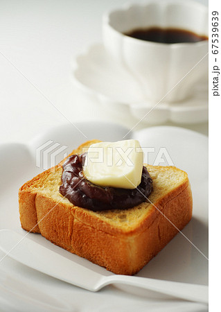 あんバタートーストとコーヒー あんバタートーストとコーヒー 67539639