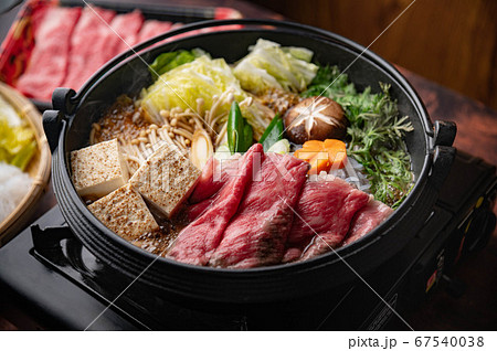 sukiyaki, japanese traditional hot pot 67540038